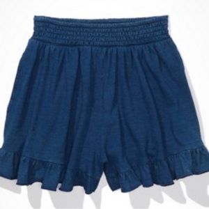 American Eagle size MD Ruffle Runner Short